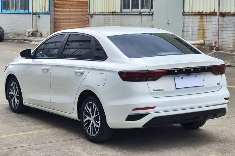 Used Geely Auto Emgrand 2023 4th Generation Champion Edition 1.5L CVT Luxury Model Exterior 4