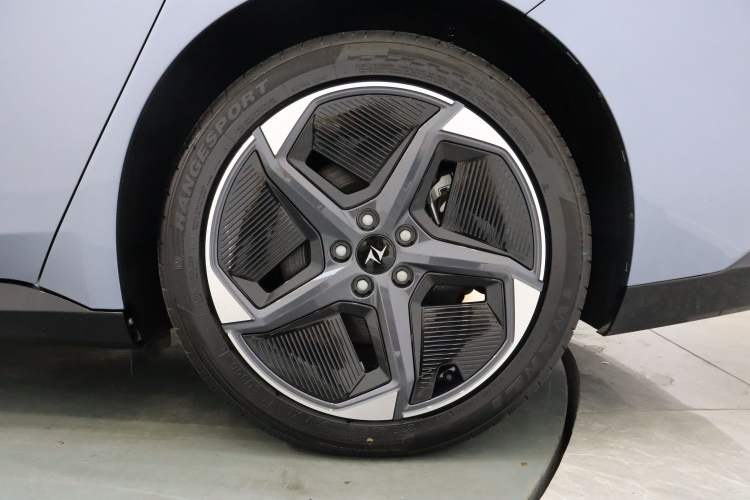 Used Dongfeng eπ eπ007 2024 530 Pro Version