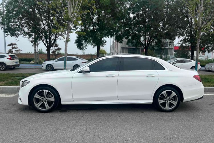 Used Mercedes-Benz E-Class 2018 E 200 L Sport Edition Exterior 4