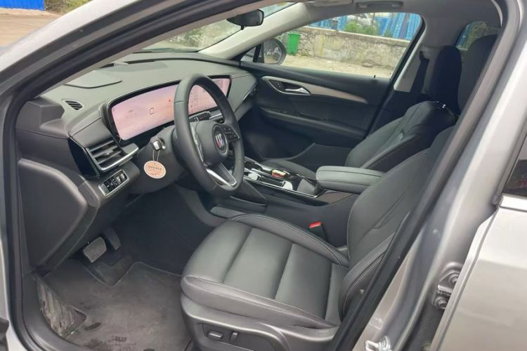 Used Buick Envision 2025 25T Entry-Grade Platinum Edition
