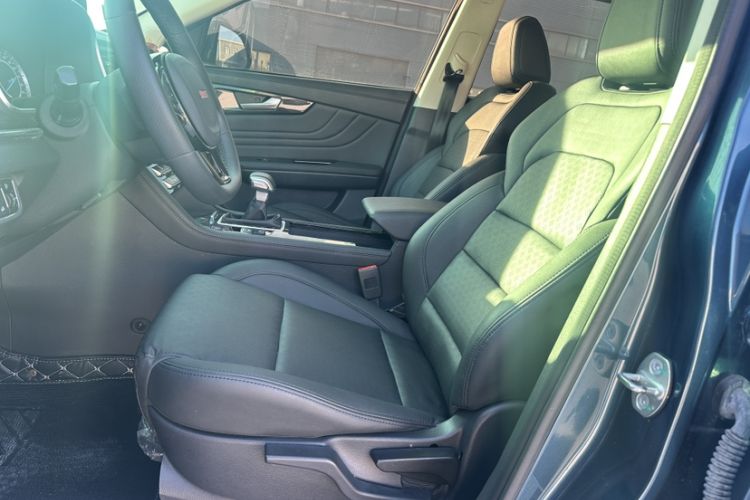 Used Sinotruk VGV U70 2020 1.5T Automatic Smart Enjoyment Elite Version 7 Seats