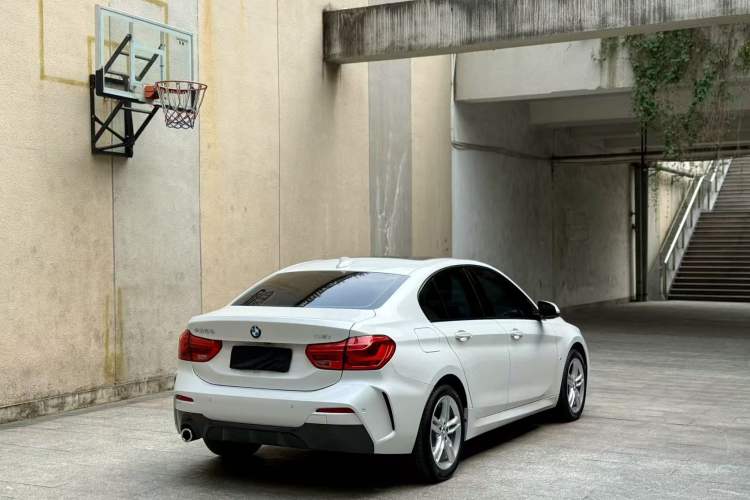 Used BMW 1 Series 2019 118i M Sport Package Exterior 4