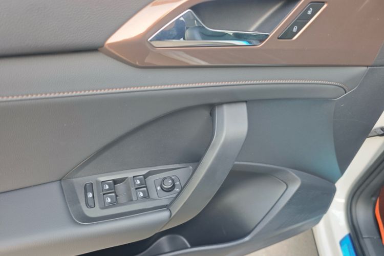 Used Volkswagen Tharu 2020 280TSI Two-Wheel Drive Comfort Edition China VI Standard Interior 8