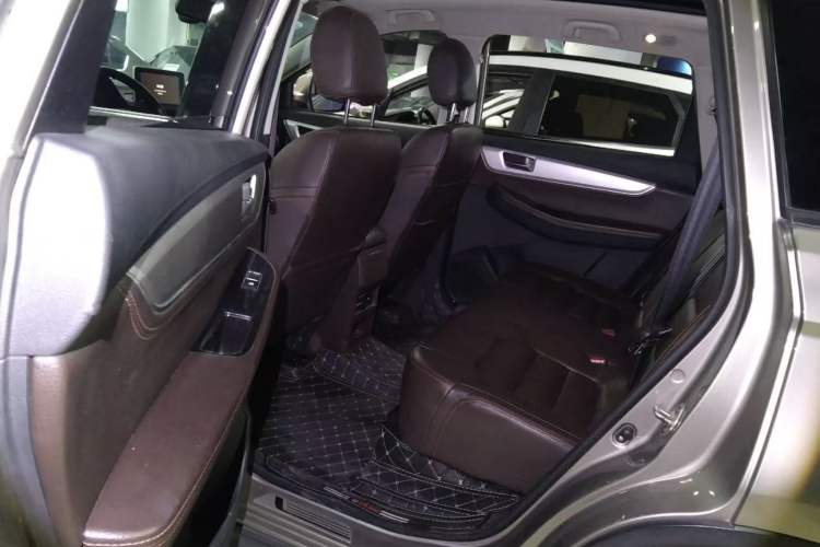 Used FORTHING Joyear X5 2017 Jingxiang Series 1.5T CVT Luxury Model
