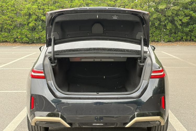 Used BMW 5 Series 2024 530Li Leading Model M Sport Package Trunk