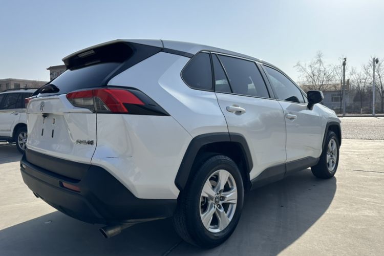 Used Toyota RAV4 2022 2.0L CVT Two-Wheel Drive Urban Edition