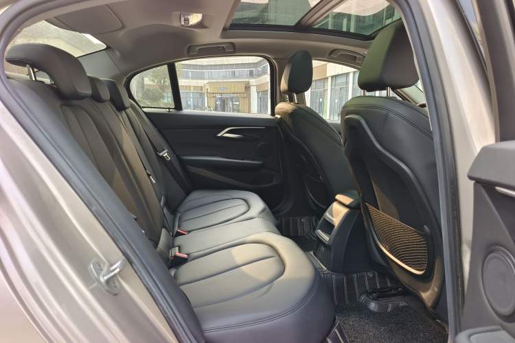 Used BMW 1 Series 2018 Facelifted 118i Sport Edition
