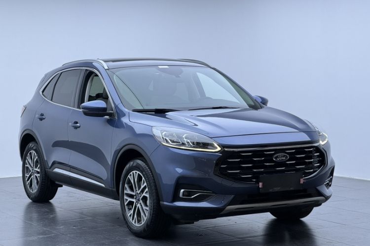 Used Ford Escape 2020 EcoBoost 245 Two-Wheel-Drive Titanium Edition