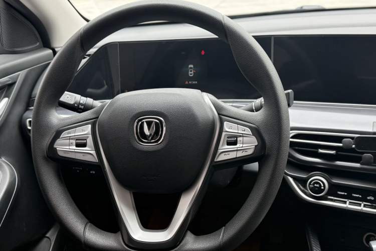 Used CHANGAN Eado 2020 PLUS Blue Whale NE 1.4T GDI DCT Fēngshàng Trim Steering Wheel