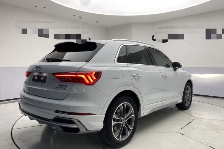 Used Audi Q3 2022 40 TFSI Fashion Dynamic Model