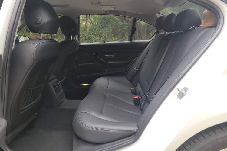 Used BMW 3 Series 2017 320Li Fashion Model
