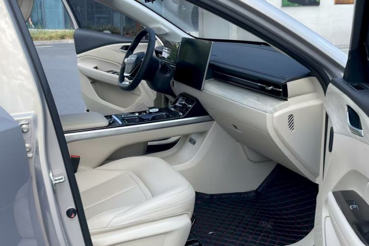 Used Wuling Xingguang 2024 Co-Creation Edition 510 Advanced Model