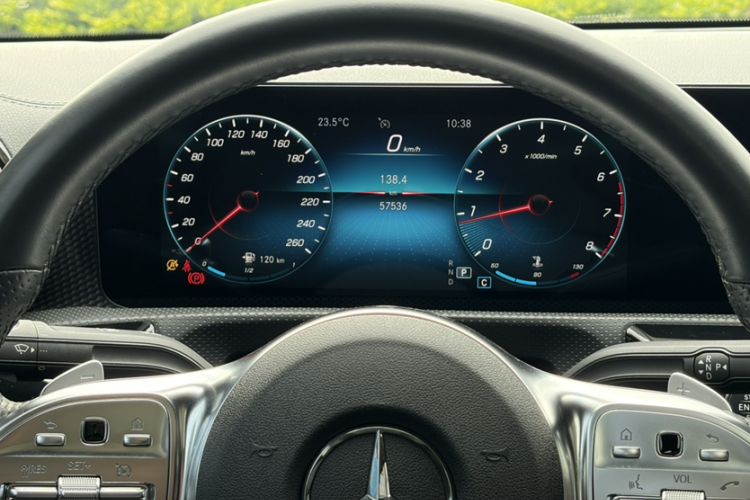 Used Mercedes-Benz A-Class 2022 Restyled A 200 L Sport Sedan Fashion Version Odometer Close Up