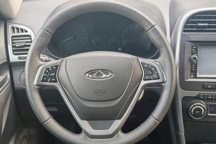 Used Chery Tiggo 3 2015 1.6L CVT ZhiShang Commemorative Edition
