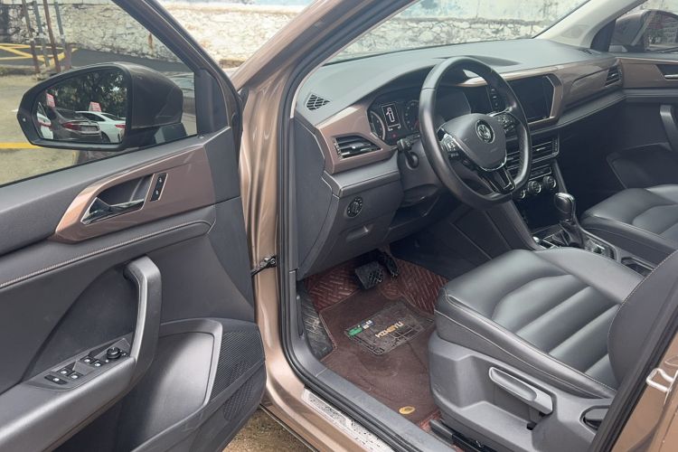 Used Volkswagen Tharu 2020 280TSI Two-Wheel Drive Luxury Edition China VI Standard