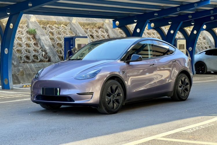 Used Tesla Model Y 2023 Rear-Wheel-Drive Version