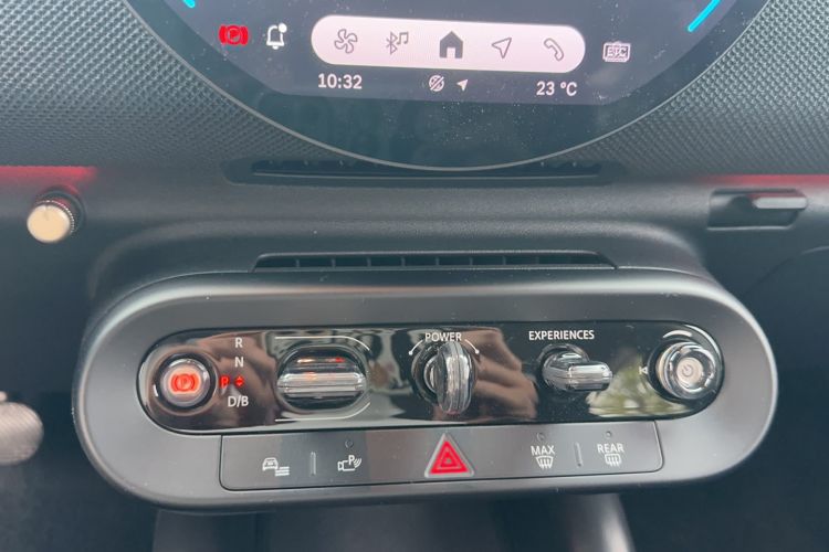 Used MINI Electric MINI COOPER 2024 452km COOPER SE Artist
