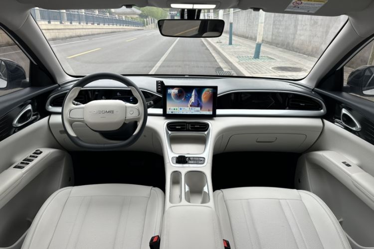Used Geely Galaxy Geome 2025 310km Youth Edition Interior 8