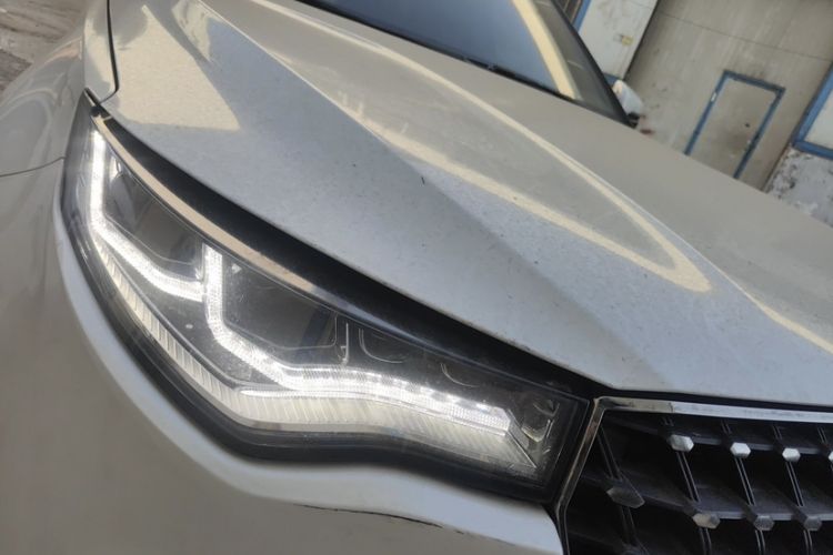 Used Zotye T700 2017 1.8T Dual-Clutch Prestige Model Exterior 4