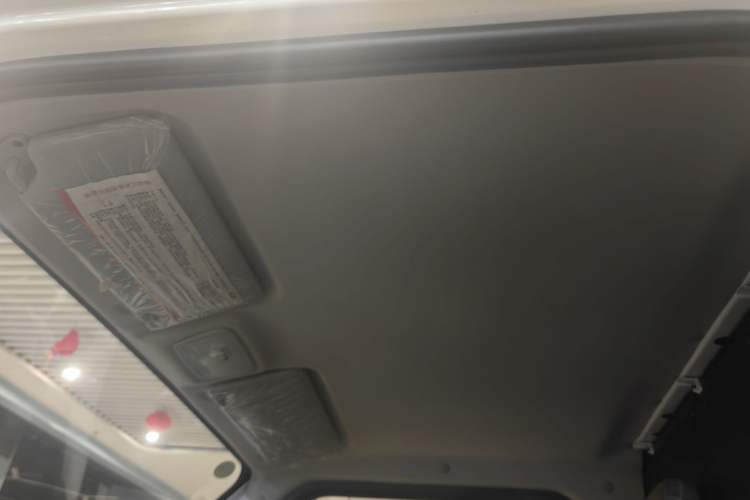 Used Chengshi 01 2023 Light Edition 1.5kW Charging Single-Row Closed-Body 2-Seater Cargo Van