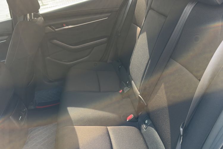 Used Mazda 3 Axela 2021 2.0L Automatic Zhiqing Edition Interior 5