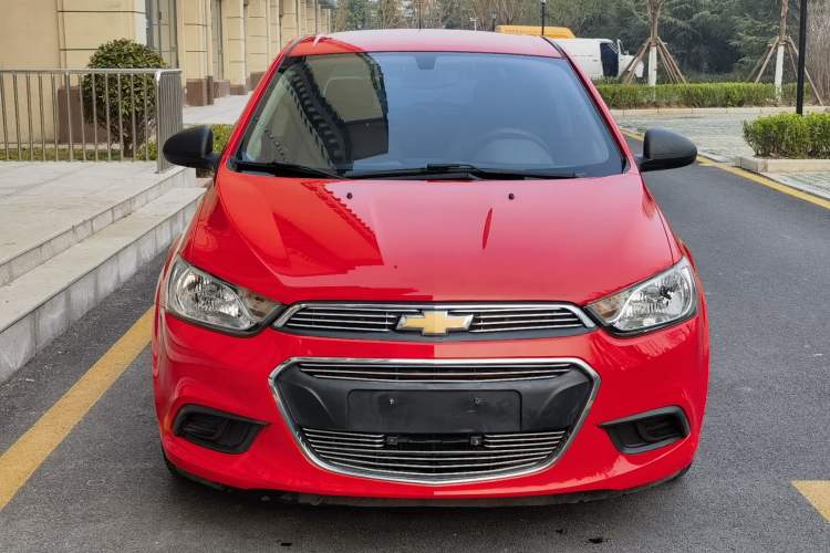 Used Chevrolet Aveo Sonic 2014 Hatchback 1.4SL AT Fashion Edition
