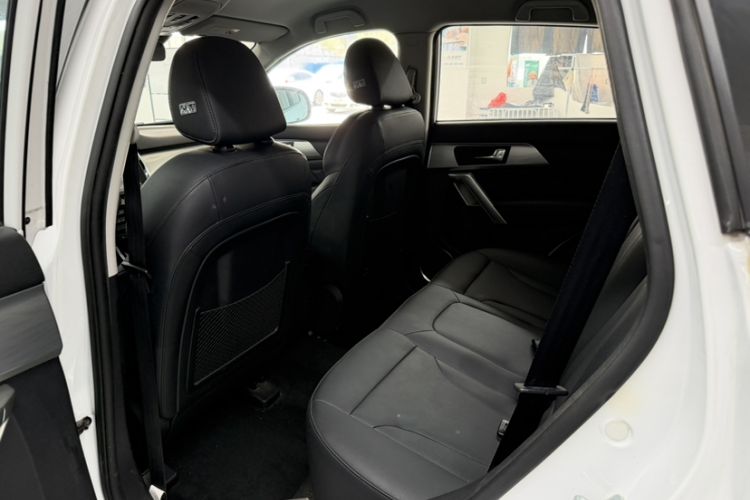 Used Haval H2 2014 1.5T Manual Two-Wheel Drive Elite Edition Interior 1