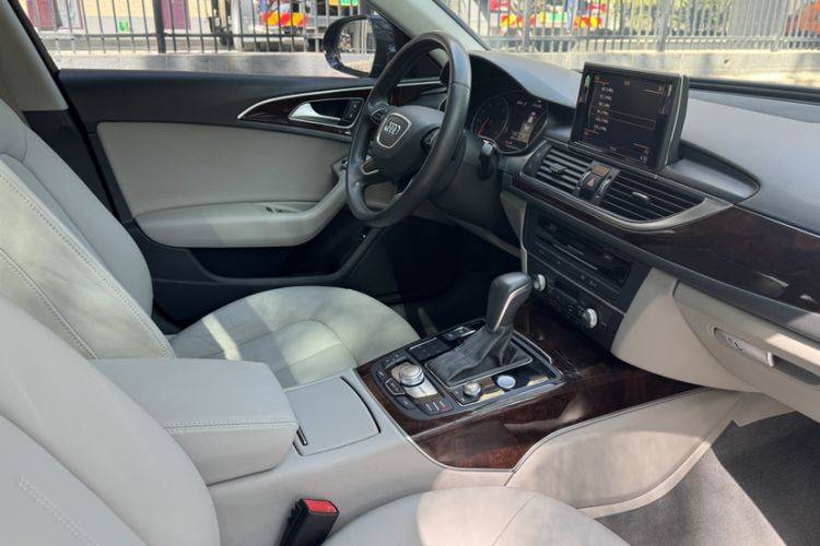 Used Audi A6L 2016 30 FSI Comfort Version Interior 7