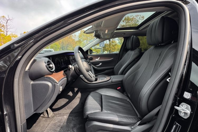 Used Mercedes-Benz E-Class 2019 E 260 L
