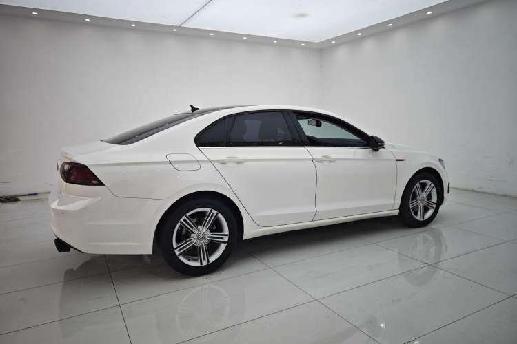 Used Volkswagen Lamando 2018 280TSI DSG Comfort Edition
