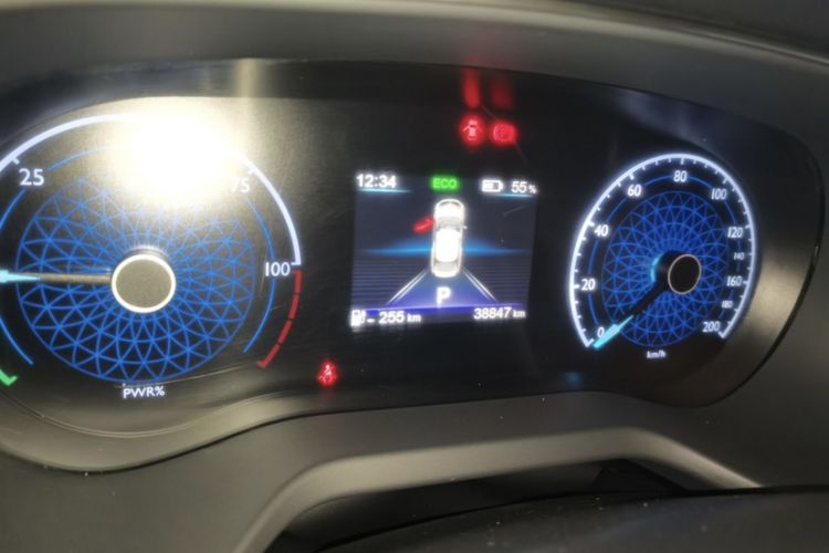 Used Hongqi E-QM5 2023 Base Travel Edition
