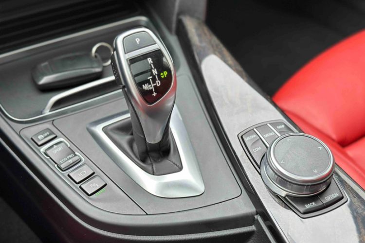 Used BMW 3 Series GT 2018 330i xDrive M Sport Edition