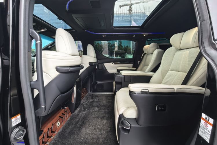 Used Lexus LM 2020 300h Seven-Seat Elegant Edition