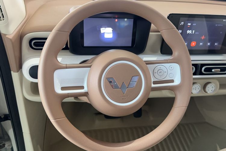 Used Wuling Hongguang MINIEV 2024 3rd Generation 215km Advanced Version