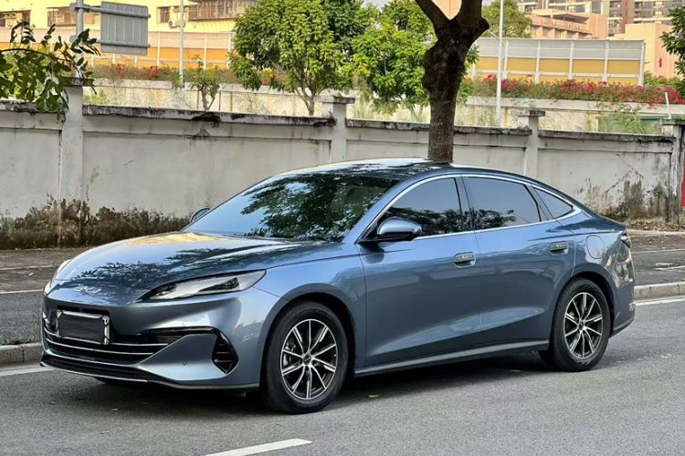 Used BYD Seal 06 New Energy 2024 DM-i 120KM Prestige Model Exterior 3