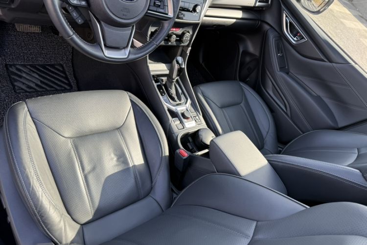 Used Subaru Forester 2021 2.0i Luxury Edition Interior 9