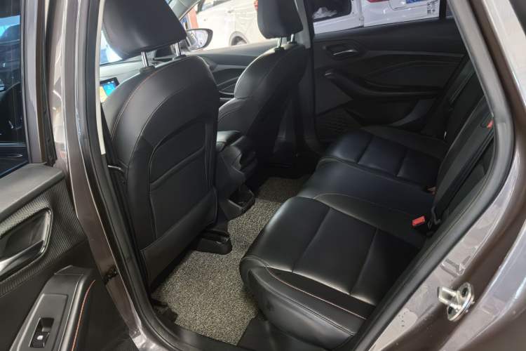 Used MG 5 2022 180 DVVT CVT Youth Style Edition Interior 2