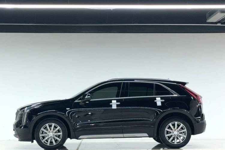 Used Cadillac XT4 2022 28T Two-Wheel Drive Prestige Version