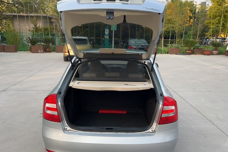 Used Skoda Octavia 2015 Classic Model 1.6L Automatic Yijie Version
