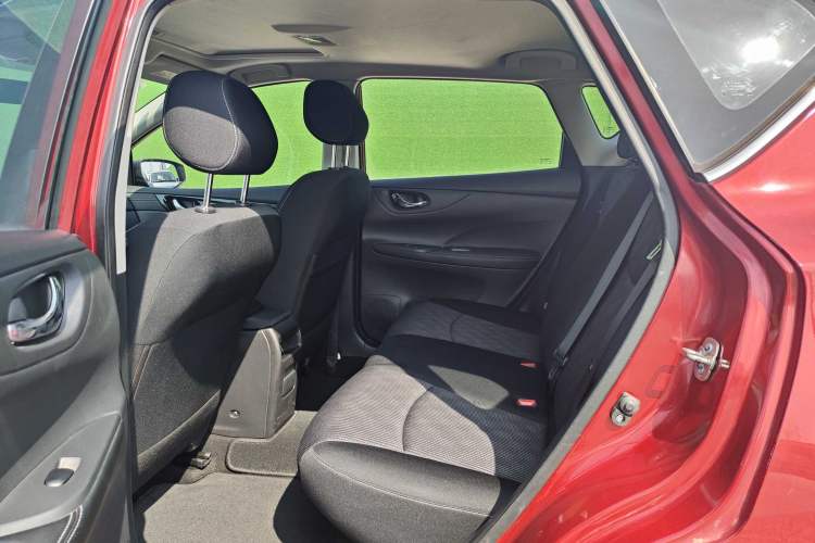 Used Nissan Tiida 2019 1.6L CVT Cool Edition China VI Standard Interior 3