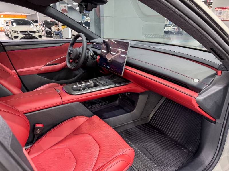 Used Xiaomi Auto SU7 2024 Rear-Drive Long-Range Intelligent Driving Version — 40