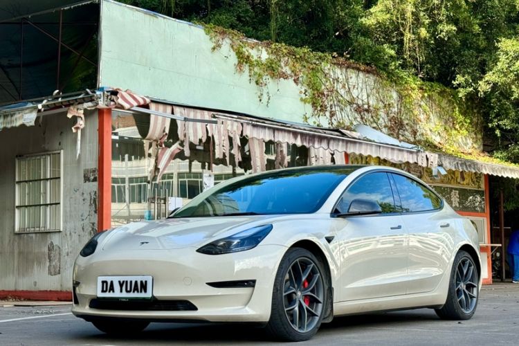 Used Tesla Model 3 2021 Performance High-Performance All-Wheel-Drive Version