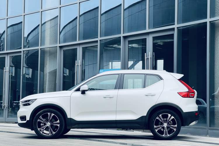 Used Volvo XC40 2021 T4 Four-Wheel Drive Smart Luxury Edition