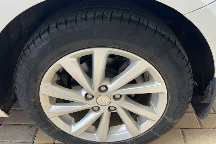 Used Buick Verano 2015 Sedan 15S Automatic Leading Model Exterior 8