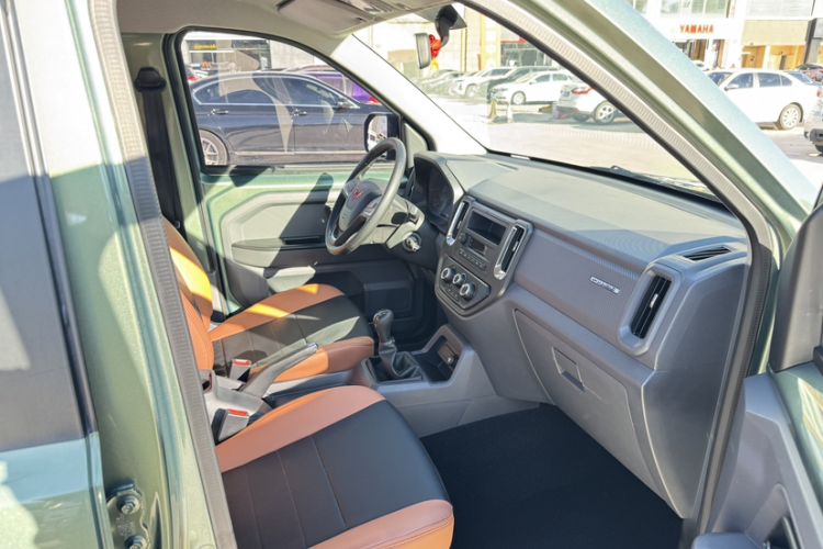 Used Wuling Zhengtu 2021 1.5L Entry-Level LAR
