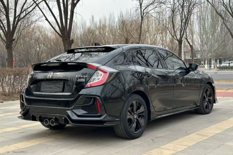 Used Honda Civic 2021 HATCHBACK 220TURBO CVT Trendy Cool Edition Exterior 4