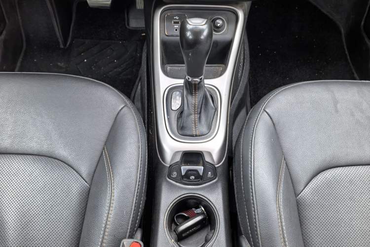 Used Jeep Compass 2017 200T Automatic Family Edition