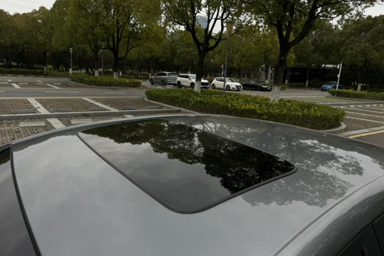 Used Chevrolet Monza 2022 320 Automatic Enjoyment Sunroof Version Roof