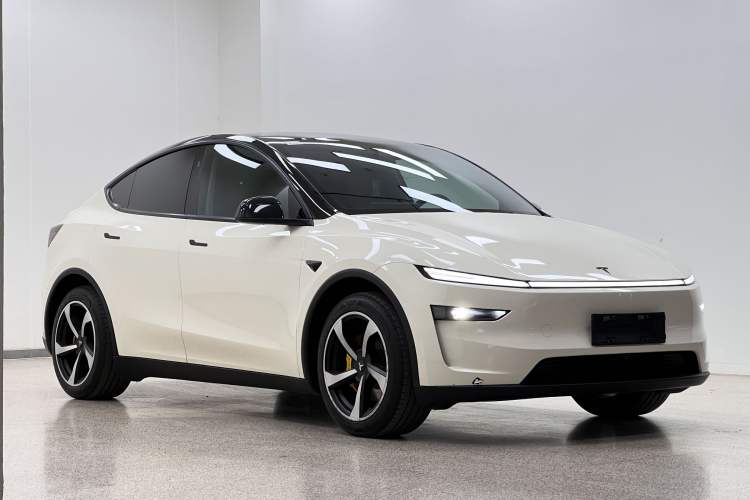 Used Tesla Model Y 2025 Rear-Wheel-Drive Version Exterior 2