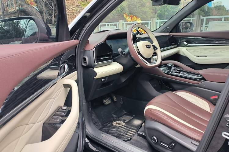 Used Geely Auto Monjaro L 2021 2.0TD DCT EVO Two-Wheel Drive Prestige Version Interior 1